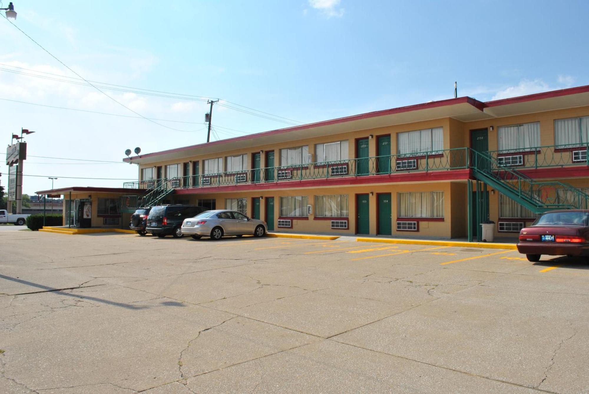 Travel Inn Motel Michigan City Buitenkant foto